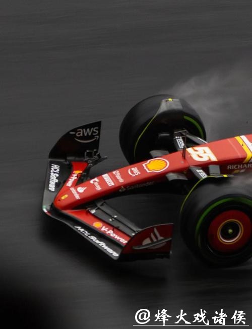 F1圣保罗大奖赛冲刺赛排位赛:诺里斯夺杆位 F1圣保罗大奖赛冲刺赛排位赛:诺里斯夺杆位